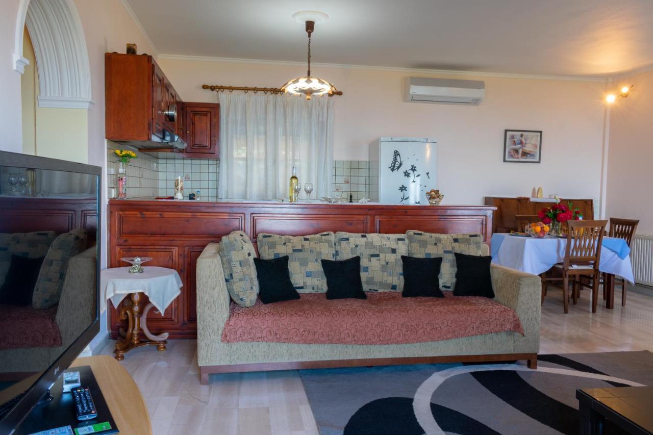 Villa Emily Achílleion Екстериор снимка
